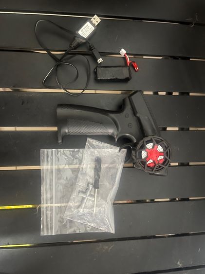 ขายรถบังคับ 6 × 6 มีเกียร์สโลวปรับที่รีโมท  ช้าเร็วตามมือเลี้ยวเซอร์โว 1800นัดรับปทุมธานี รูปที่ 5