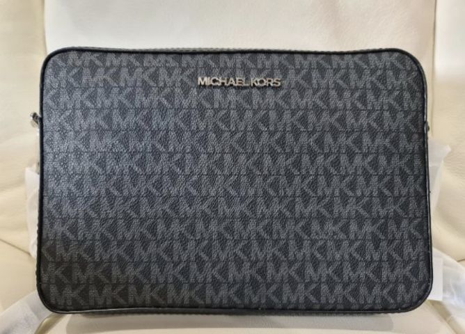 ขายกระเป๋า Michael kors ของแท้มือ1 ราคาถูกมากขายกระเป๋า Michael kors ของแท้มือ1 ราคาถูกมาก รูปที่ 3