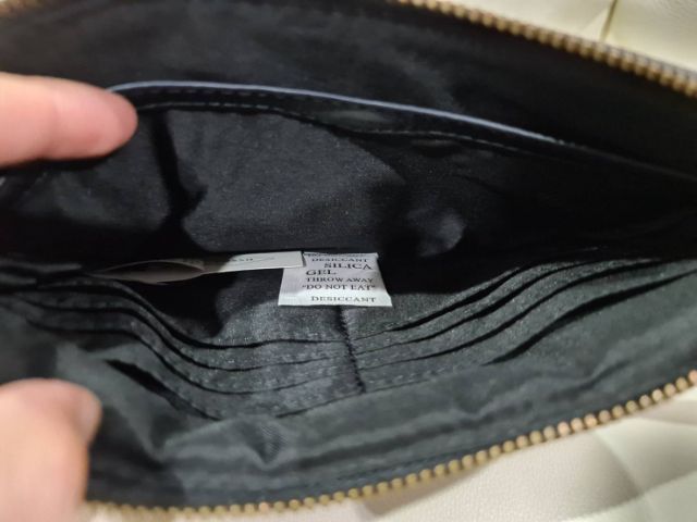 ขอขายกระเป๋าสตางค์แบรนด์ Fossil ของแท้ มือหนึ่งของแท้ ราคาถูกมาก รูปที่ 10