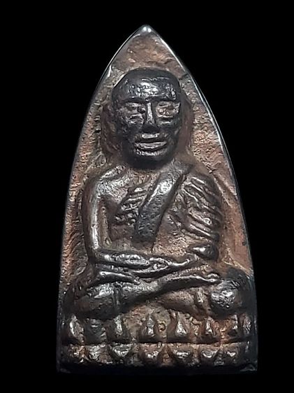 หลวงพ่อทวดหลังเตารีดเนื้อนวะ