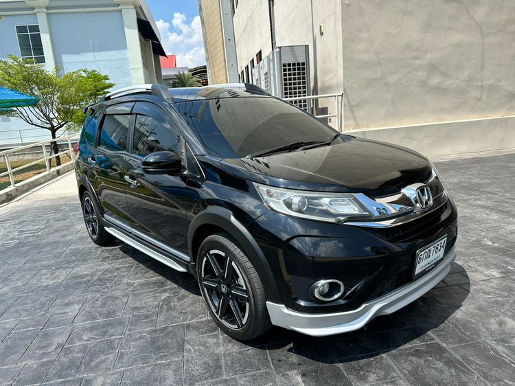 Honda BR-V 2017 1.5 SV Utility-car เบนซิน ไม่ติดแก๊ส เกียร์อัตโนมัติ ดำ รูปที่ 3