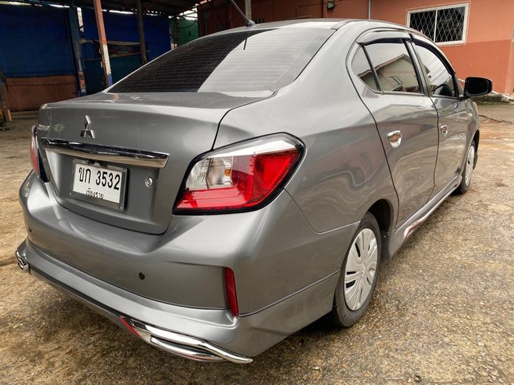 Mitsubishi Attrage 2019 1.2 GLX เบนซิน ไม่ติดแก๊ส เกียร์ธรรมดา เทา รูปที่ 4