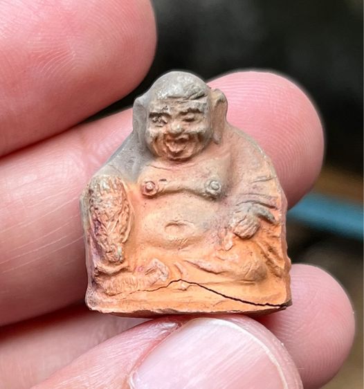 พระสังกัจจายหลวงปู่สุขโพธิ์ทรายทอง