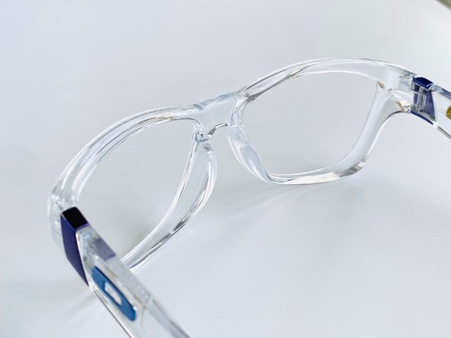 กรอบเเว่นตา OAKLEY รูปที่ 8