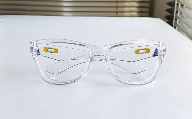 กรอบเเว่นตา OAKLEY รูปที่ 5