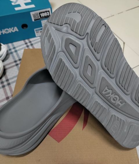 รองเท้าแตะ​RECOVERY​ HOKA​ เบอร์7 41 สภาพดีสวยๆ​ 500บาท​สนใจติดต่อเบอร์​0880029726​หรือไอดีลาย0982548693​ รูปที่ 5