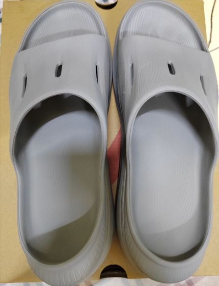 รองเท้าแตะ​RECOVERY​ HOKA​ เบอร์7 41 สภาพดีสวยๆ​ 500บาท​สนใจติดต่อเบอร์​0880029726​หรือไอดีลาย0982548693​ รูปที่ 3