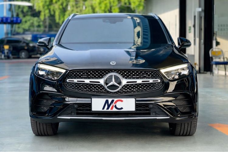 รถ Mercedes-Benz GLC-Class GLC350e สี ดำ