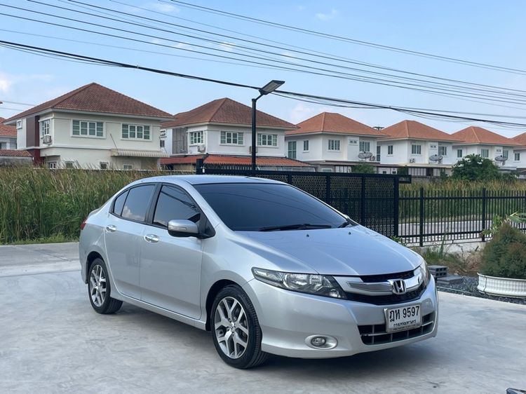 Honda City 2010 1.5 Sv i-VTEC Sedan เบนซิน ไม่ติดแก๊ส เกียร์อัตโนมัติ บรอนซ์เงิน รูปที่ 3