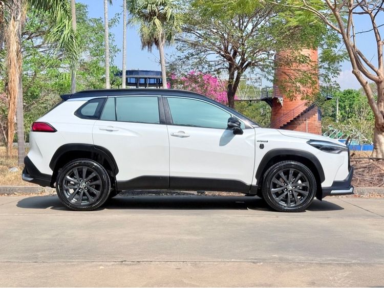 Toyota Corolla Cross 2022 1.8 Hybrid Premium Safety 60th Anniversary Utility-car ไฮบริด เกียร์อัตโนมัติ ขาว รูปที่ 4