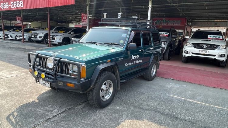 รถ Jeep Cherokee 2.4 Limited 4X4 สี เขียว