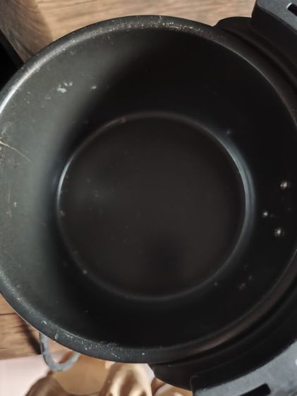 หม้อทอดไร้น้ำมัน มือสอง สภาพตามรูป ใช้งานได้ปกติค่ะ รูปที่ 2