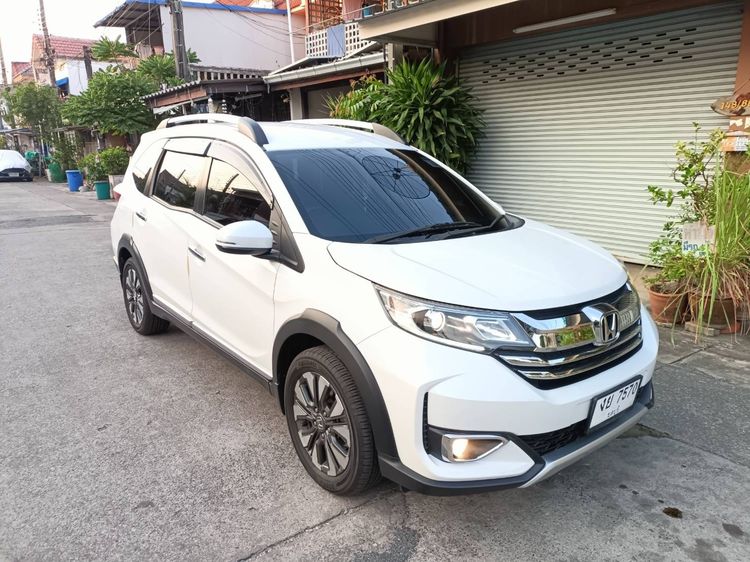 Honda BR-V 2019 1.5 SV Utility-car เบนซิน ไม่ติดแก๊ส เกียร์อัตโนมัติ ขาว รูปที่ 2