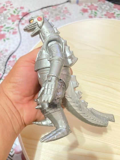 เมคาก็อดซิลลา รูปที่ 2