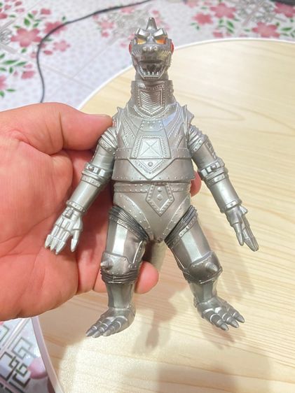 เมคาก็อดซิลลา