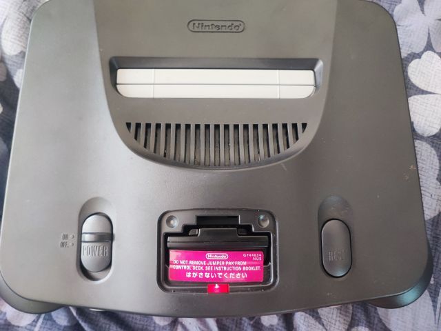 เครื่องเกมส์นินเทนโด Nintendo 64 เชื่อมต่อไร้สายไม่ได้ Nintendo n64 