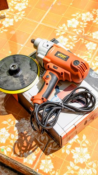 เครื่องขัดเงาปรับรอบ 7" PUMPKIN