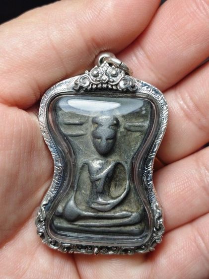 พระมเหศวรเนื้อชินเงิน