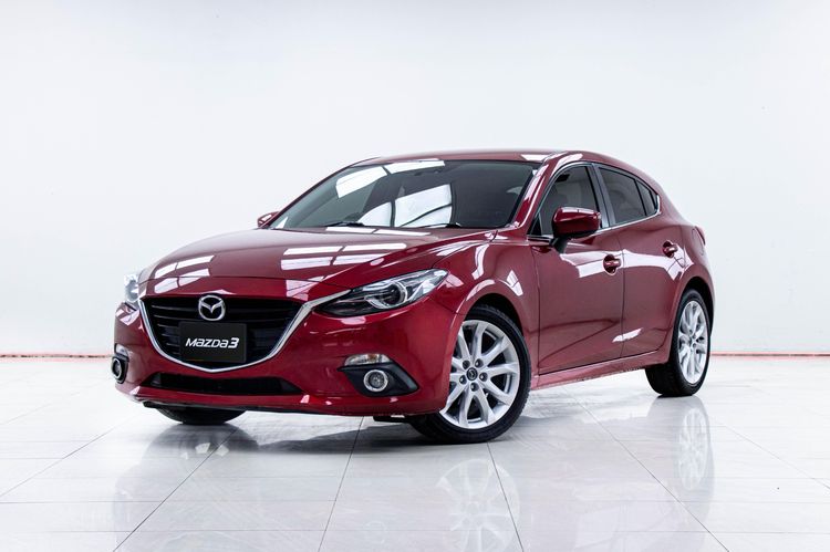 รถ Mazda Mazda3 2.0 S Sports สี แดง