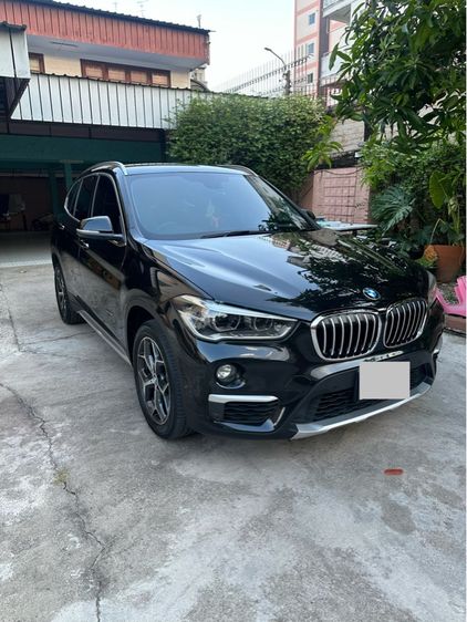 BMW X1 2017 1.5 sDrive18i xLine Utility-car เบนซิน ไม่ติดแก๊ส เกียร์อัตโนมัติ ดำ รูปที่ 2