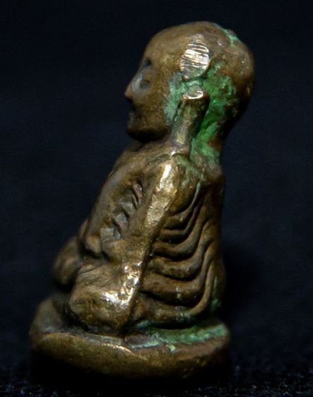 หลวงพ่อเงินพิมพ์ขี้ตา รูปที่ 2