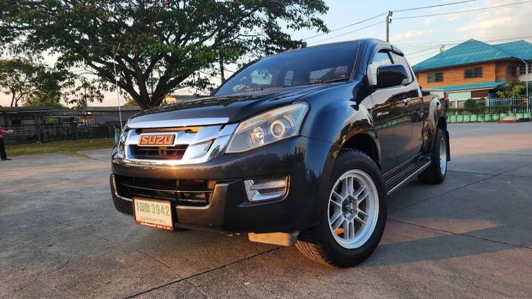 รถ Isuzu D-MAX 2.5 Hi-Lander Z สี ดำ