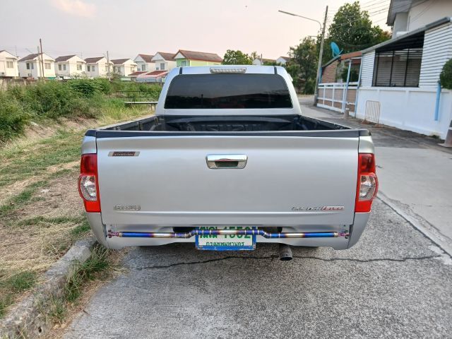 Isuzu D-MAX 2011 2.5 SLX Super Titanium Smart Pickup ดีเซล ไม่ติดแก๊ส เกียร์ธรรมดา เทา รูปที่ 3