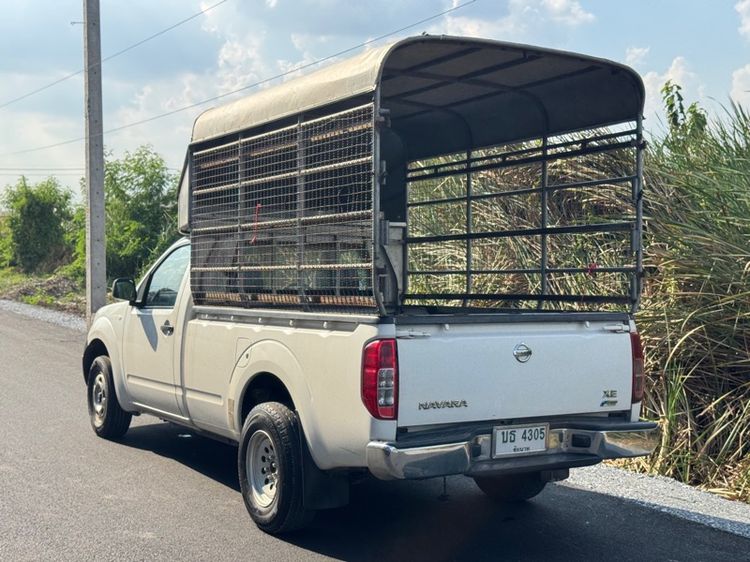 Nissan Navara 2013 2.5 E Pickup เบนซิน ไม่ติดแก๊ส เกียร์ธรรมดา ขาว รูปที่ 4