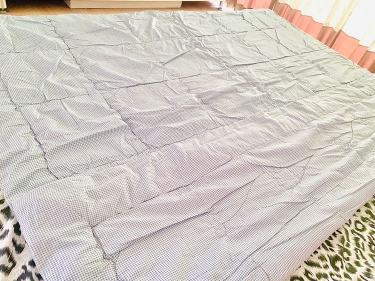 ผ้านวม (ใช้ปูรองนอนได้) ขนาด 5.5-6ฟุต สีฟ้าลายตาราง (สภาพใหม่) มือสองสภาพดี สินค้าญี่ปุ่น-เกาหลีแท้ รูปที่ 8