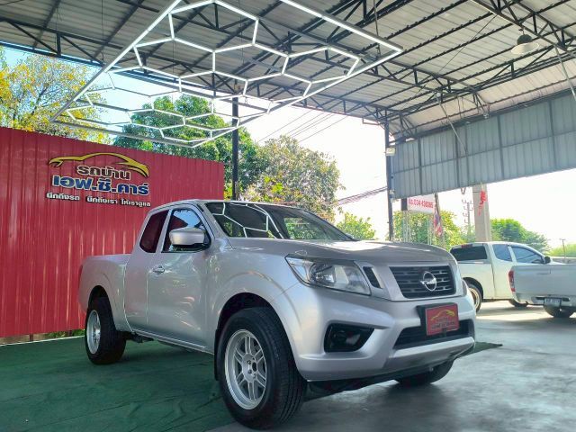 Nissan NP300-NAVARA 2019 2.5 S Pickup ดีเซล ไม่ติดแก๊ส เกียร์ธรรมดา บรอนซ์เงิน รูปที่ 4