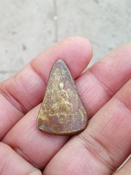 รูปหล่อพระกลีบบัว หลังพระปิดตาหลวงพ่อโบ้ย วัดมะนาว รูปที่ 3