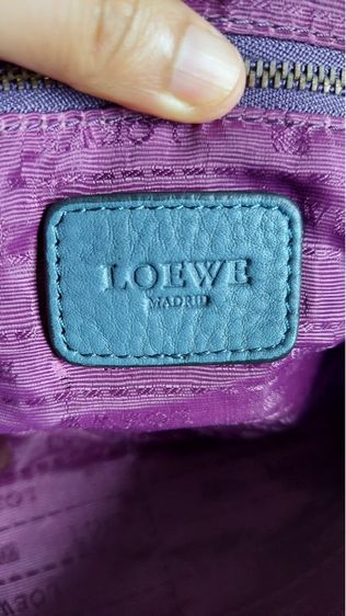 กระเป๋า Loewe ทรงหมอน ของแท้ สีฟ้าควันบุหรี่  รูปที่ 9