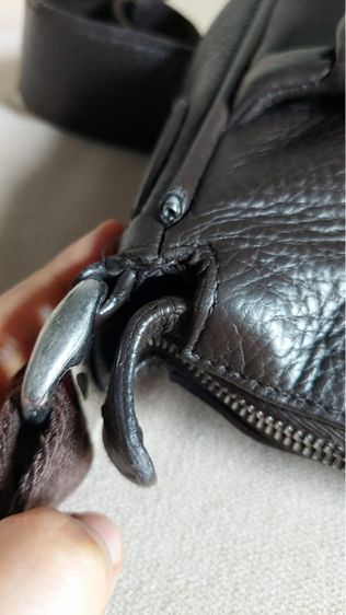 กระเป๋าสะพายคอสบอดี้ Bally ของแท้ รูปที่ 17