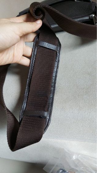 กระเป๋าสะพายคอสบอดี้ Bally ของแท้ รูปที่ 18