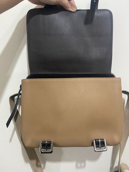 Loewe military bag  รูปที่ 8