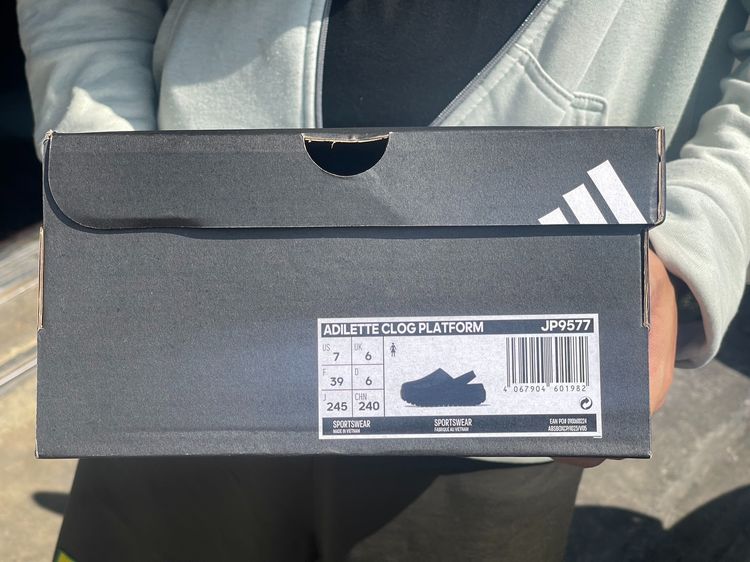 ADIDAS Adilette Platform Clog รองเท้าแตะผู้หญิง สีดำ JP9577 รูปที่ 3