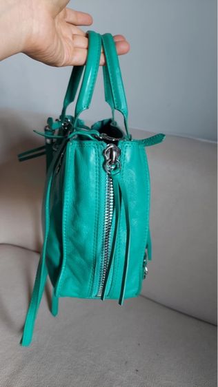 กระเป๋า Balenciaga สีเขียว รูปที่ 3