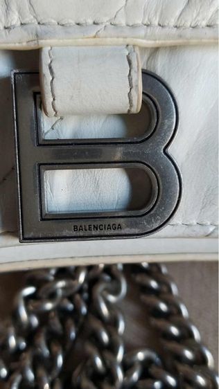 กระเป๋าสะพาย Balenciaga สีขาว รูปที่ 12