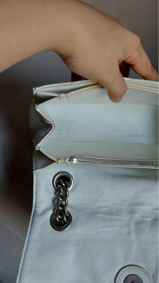 กระเป๋าสะพาย Balenciaga สีขาว รูปที่ 10