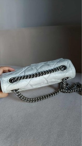 กระเป๋าสะพาย Balenciaga สีขาว รูปที่ 6