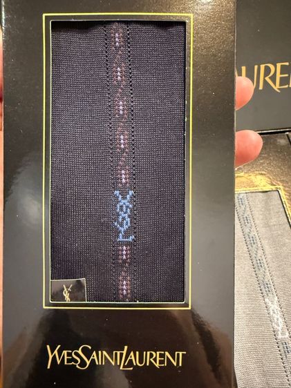 ถุงเท้า Yves Saint Laurent รูปที่ 3