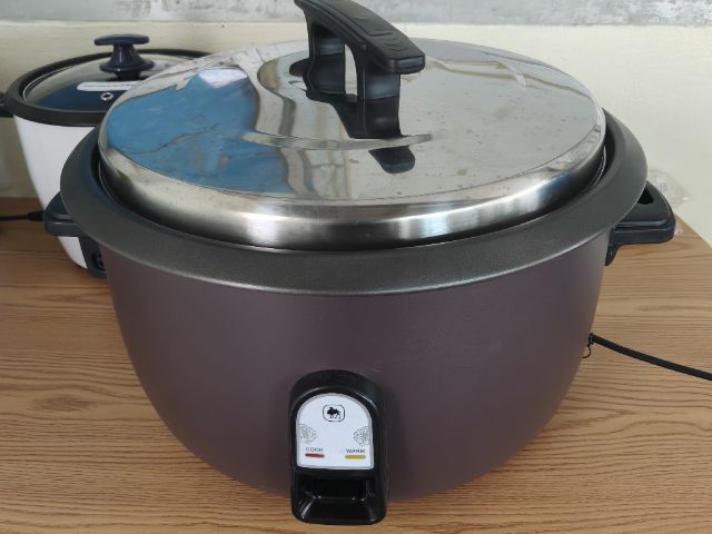 หม้อหุงข้าว camel.ขนาด 18 ลิตร สีน้ำตาลสวย ใช้ครั้งเดียว รูปที่ 3