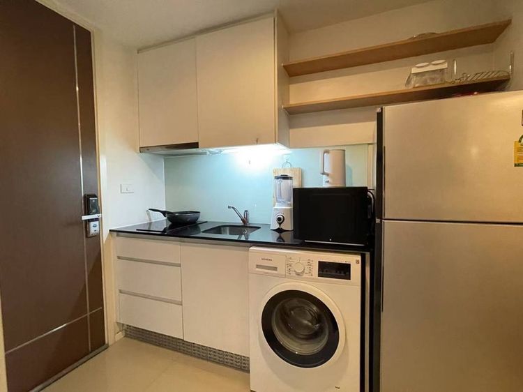 ตกแต่งครบ ไม่อนุญาต ไม่ใช่ ให้เช่า คอนโด สุขุมวิท 15 รูปที่ 2