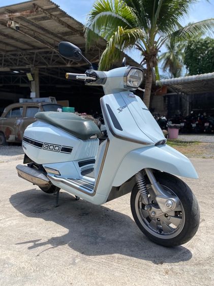 Lambretta X 300 รูปที่ 2