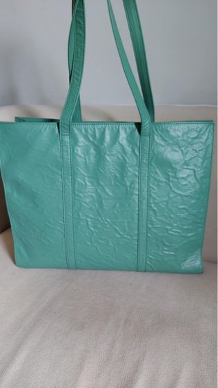 กระเป๋าถือ Prada สีเขียว รูปที่ 2