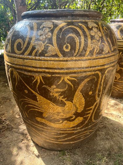 โอ่งเก่า