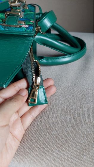 กระเป๋าหนังปลากระเบนแท้สีเขียว รูปที่ 15
