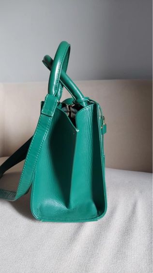 กระเป๋าหนังปลากระเบนแท้สีเขียว รูปที่ 3