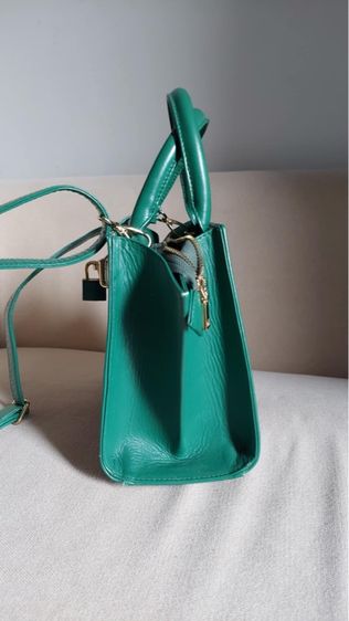 กระเป๋าหนังปลากระเบนแท้สีเขียว รูปที่ 4