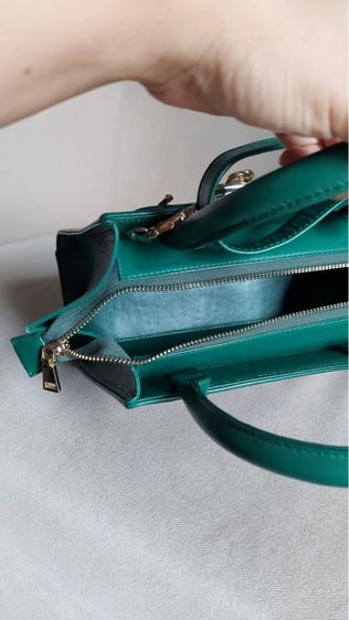 กระเป๋าหนังปลากระเบนแท้สีเขียว รูปที่ 16